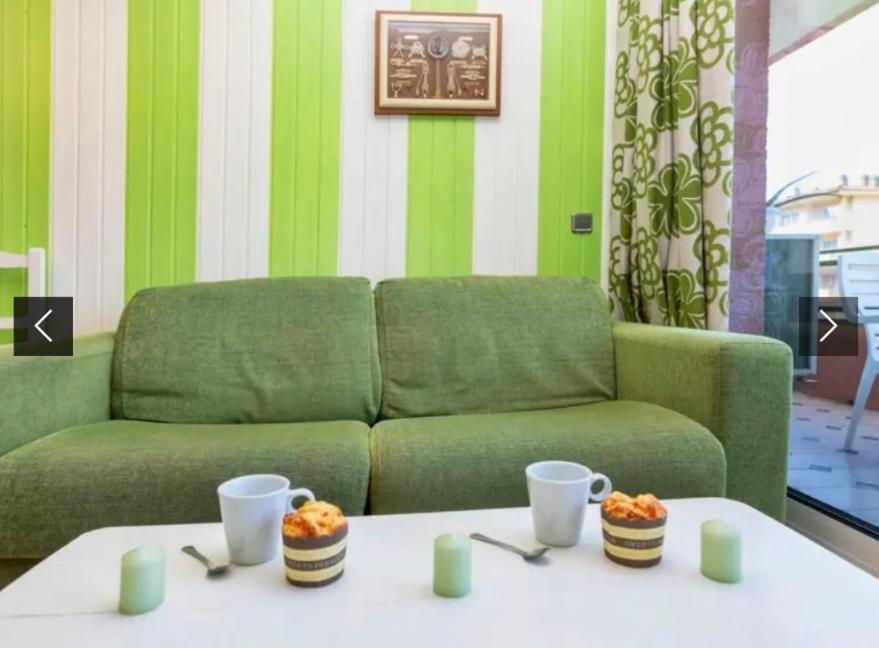 Apartamento Familiar 톨로엘라데몽트그리 외부 사진