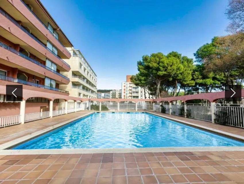 Apartamento Familiar 톨로엘라데몽트그리 외부 사진
